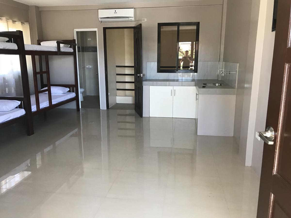 Hotel Reddoorz El Senor Jesus Apartelle Vigan Ilocos Zewnętrze zdjęcie