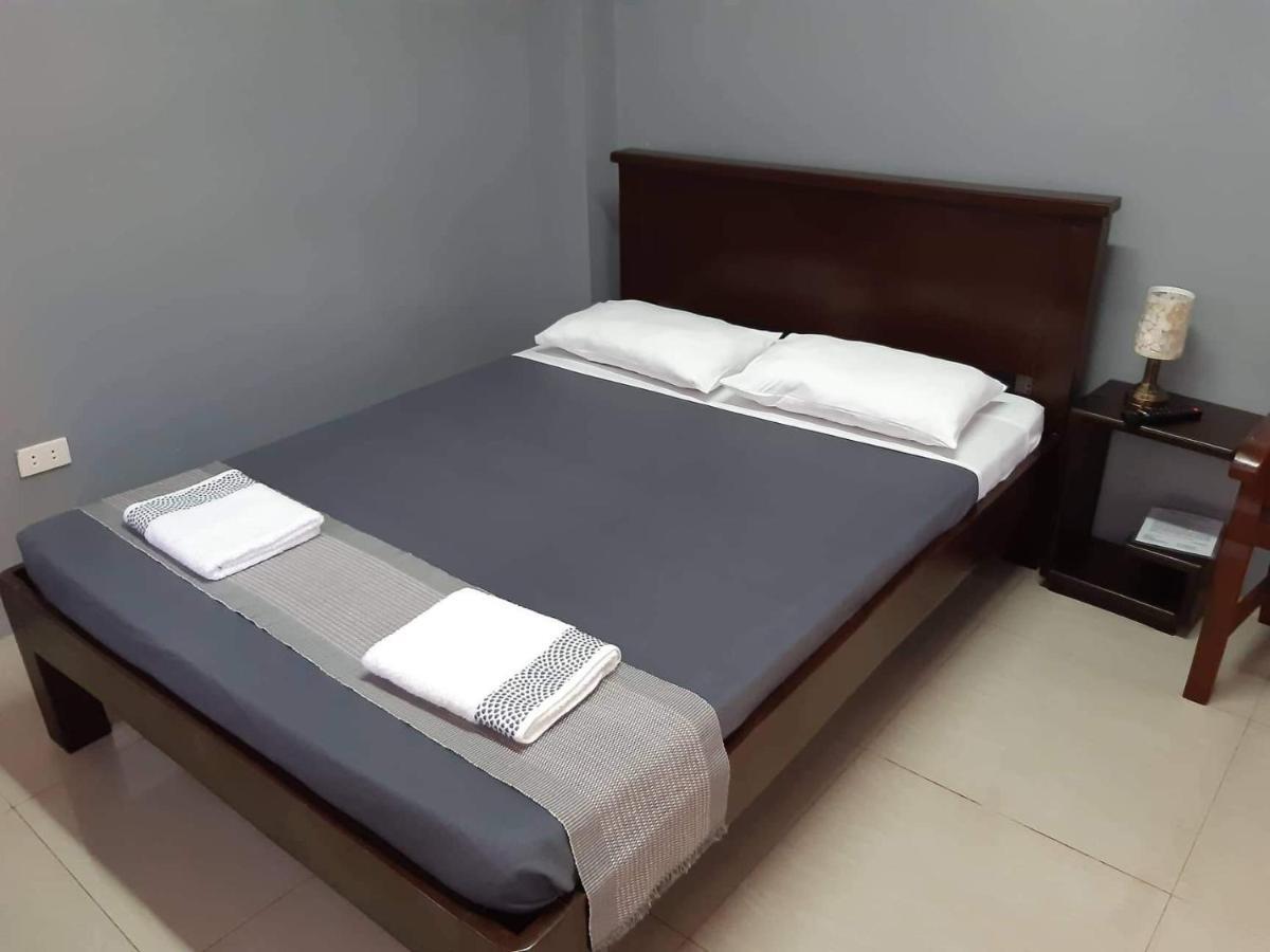 Hotel Reddoorz El Senor Jesus Apartelle Vigan Ilocos Zewnętrze zdjęcie